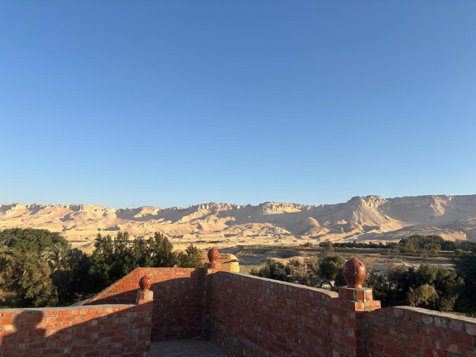 Beir El Gabal Hotel Qasr Dakhl Buitenkant foto